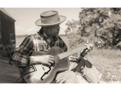 Eric Bibb