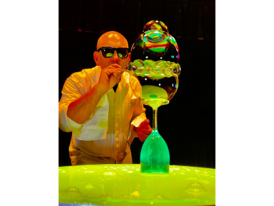 The Ultimate Bubble Show